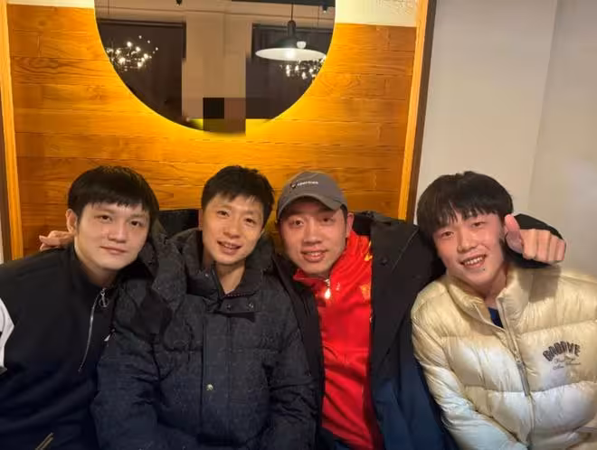 許昕爆冷輸球不到24小時,令人擔心的事發生,樊振東的話有人信了