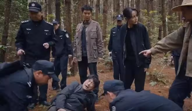 《利劍玫瑰》:抓捕瘸哥的最後機會,留給鄧妍的時間不多了