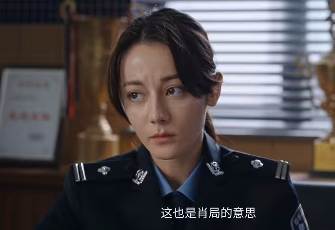 《利劍玫瑰》青皮被抓,幕後大佬現身,這才是肖局打壓常銳的真相