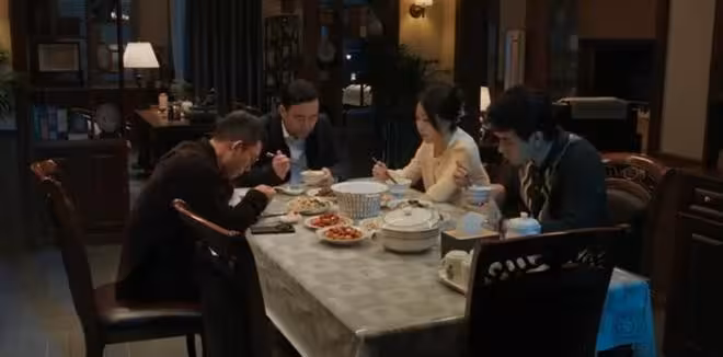 《以法之名》大結局:孫飛沉默,謝鴻飛跳崖,隱藏了重要的真相