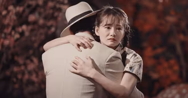 《灼灼韶華》看清二妞吻小孫才懂,勾引田二少是她走向死亡的開始