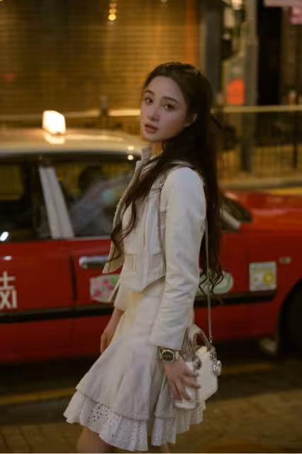 元氣值爆表!內娛小花孫嘉璐靠手勢舞圈粉無數,粉絲:姐姐太甜了