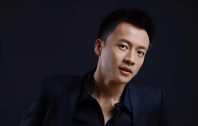 跟趙麗穎演夫妻出圈,靠《獵罪圖鑑2》哭戲又封神,唐曾做對什麼