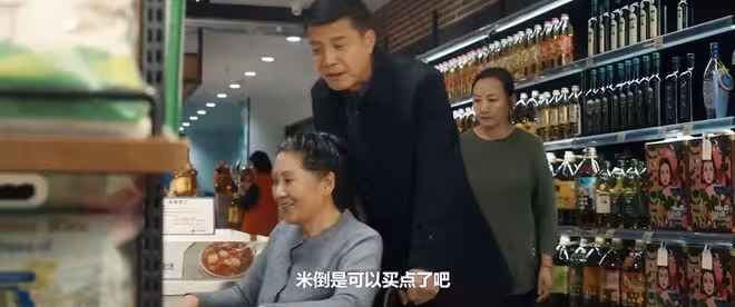 白夜破曉:看懂施局跟軍火販子的情史,才知他對關宏峰藏著多大仇