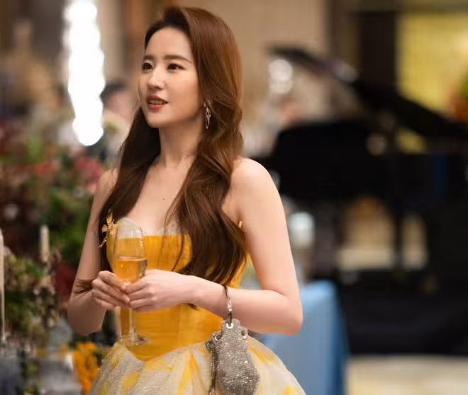 《玫瑰的故事》:黃亦玫通過三段戀情,給所有女人狠狠上了一課