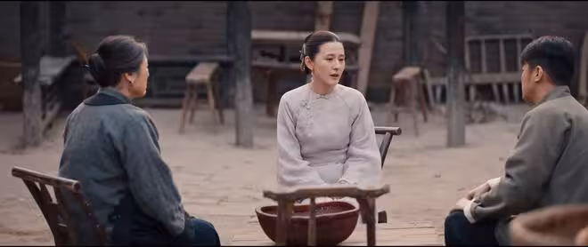 《灼灼韶華》陳老太沒給褚韶華下藥,韶中見死不救,陳二順被反殺