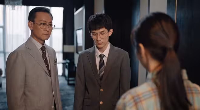 利劍玫瑰:直到章阿姨至死沒見到林然,才知駱曉星為何要弟弟離開