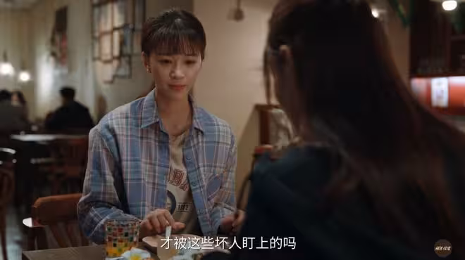 《利劍玫瑰》導演只是請她們來當群演，沒想到風頭蓋過主演