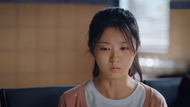 《利劍·玫瑰》女孩幫買衛生巾被拐,遇到這種情況該如何破局?
