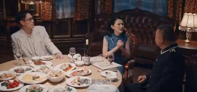 《灼灼韶華》:褚韶華不會想到,這才是盧先生出手相助的真相