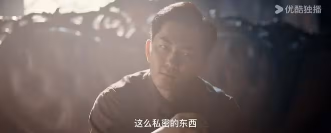 《灼灼韶華》褚韶華最高光一幕,只用一個局,瓦解了上海三股勢力