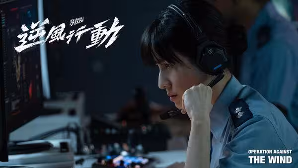 角頭改行開戰鬥機!鄭人碩被贊「台帥代表第一人」駕駛黑鷹超痛苦