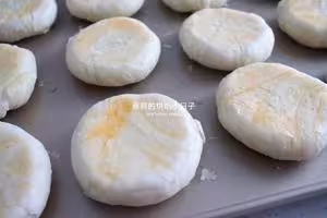 酥到掉渣渣｜好吃的黃莊月餅在家做起來