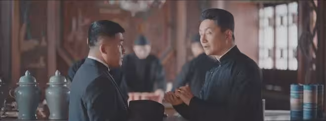 《灼灼韶華》:褚韶華勸宋萍說出真相,聞知秋反對夏元繼續做主席