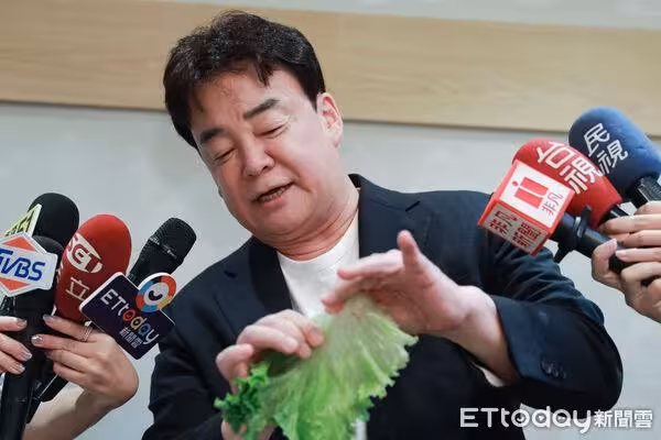 直擊／白種元出事後首露面！現身東區餐廳：會常來台灣　客人全嚇到