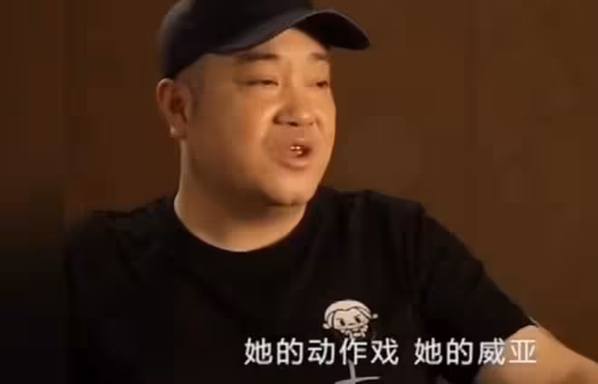 「趙麗穎學鋼管舞」上熱搜!教練曝訓練內幕,她陪跑金雞獎虧不虧