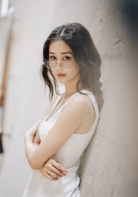 TVB前甜美女星爆曾被同屆佳麗排擠!自稱要堅守初心對抗誘惑!勸入行女生別走捷徑!
