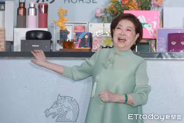陳淑芳不漲片酬「代言費捐給花蓮」　86歲堅持不退休：不然要在家等死嗎？