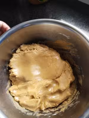 如何做出不塌陷不鼓腰花紋清晰的月餅（超詳細的步驟和方法）