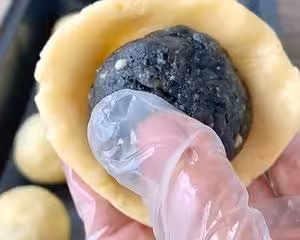 奶酥皮月餅