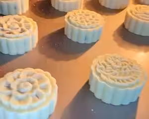 奶酥皮月餅