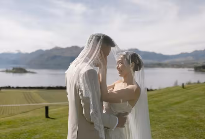 TVB視後突然曬婚照宣布結婚！發文稱「天公對我真好」！舊愛馬國明、陳展鵬回應！