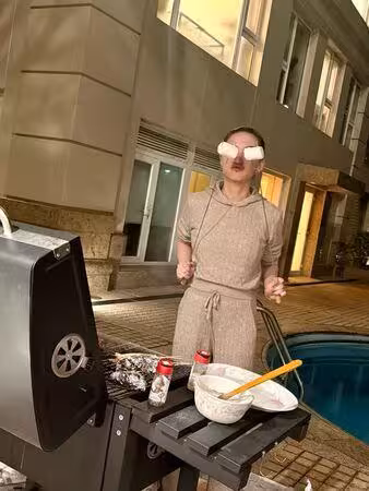 何超蓮「224坪山頂豪宅」罕曝光!過中秋PO獨照網問:怎麼不見老公