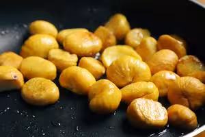 軟糯的板栗燒雞 好吃到舔手指