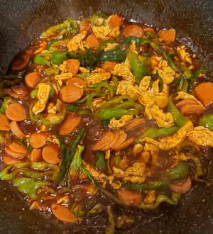青椒雞蛋火腿打滷面