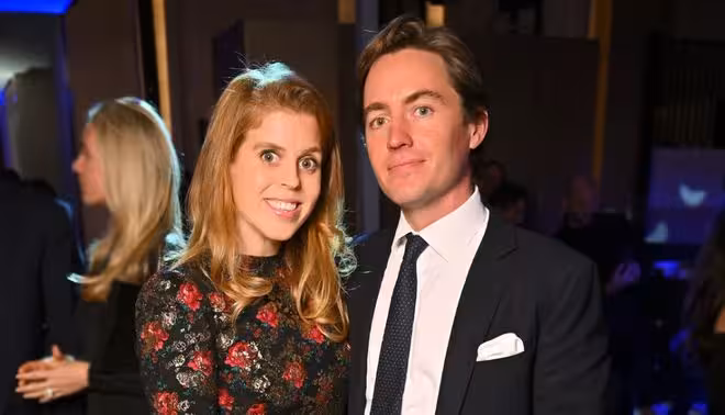 碧翠絲公主優雅現身!約克家族風暴中,女王箴言成姐妹花護身符?