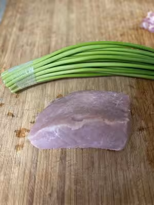 蒜苔炒肉絲