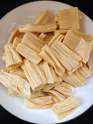 番茄腐竹牛肉煲