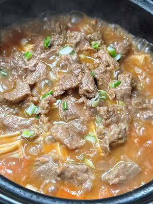 番茄腐竹牛肉煲