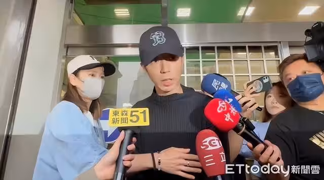 涉逃兵35萬台幣交保！ 小傑鞠躬點頭道歉：過去年輕做錯事