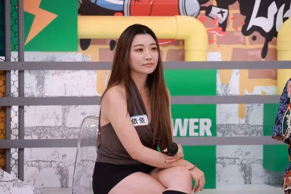周杰倫太會演!張立東被拱假扮方順吉 設計師竟信以為真做周邊