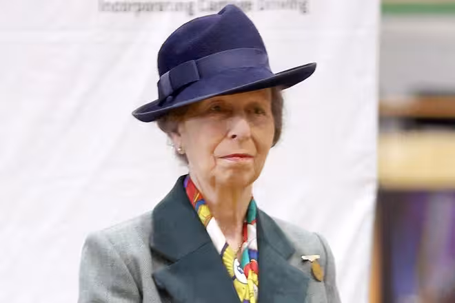 75歲安妮公主不服老!將離英赴澤西島演講