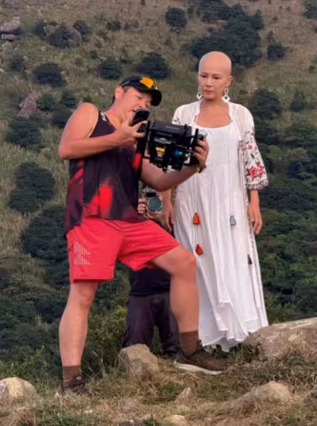 TVB抗癌女星推新歌慶51歲生日!坦言正進行第8個療程!最怕別人問她一事!