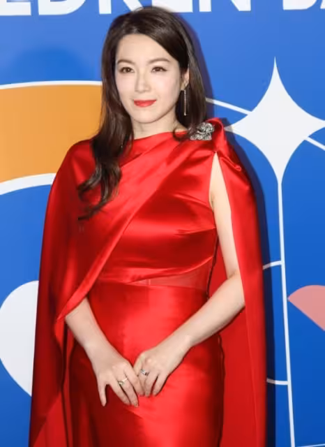 TVB前花旦恢復單身自爆有人追!被問郭富城生女兒!回應:我家有4隻狗