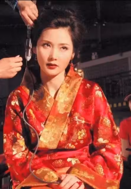 何賽飛太敢說了!徹底治服劉嘉玲,句句戳痛點,寧靜都識趣閉嘴