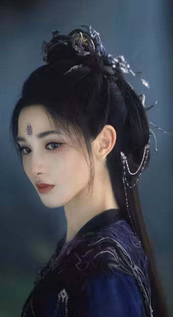 彭小苒回應憑藉《暗夜傳》翻紅：八年前的紅很突然現在是及時