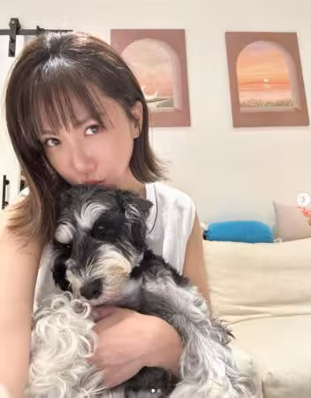 大牙打掃到一半「突見黑影蠕動」!細看嚇到狂飆髒話:跟著狗回來嗎