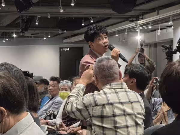 陳凱倫出新書哽咽好友都來了 天王劉德華寫序205字挺他