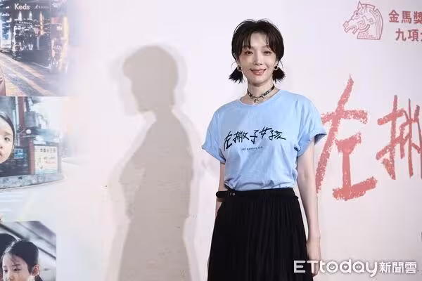 50歲蔡淑臻「俏麗雙馬尾」被贊爆! 本人笑:有史以來最素「合理懶散」