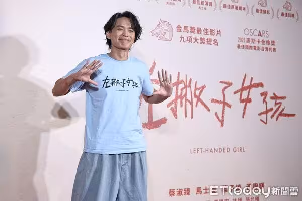 50歲蔡淑臻「俏麗雙馬尾」被贊爆! 本人笑:有史以來最素「合理懶散」