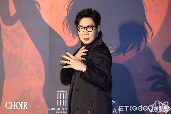 范姜彥豐才控妻出軌!舊東家凱渥辦萬聖趴 王子好友王心恬遭追問…表情尷尬