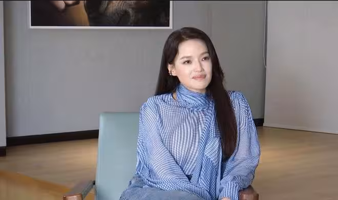 舒淇釜山奪獎「感覺夢幻」贊團隊專業！當導演挑戰是不發脾氣