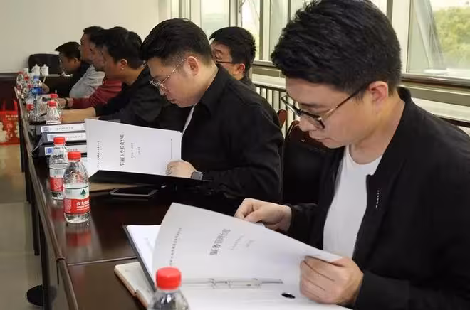 外地男蘇州徵婚，狂吹體制內背景，網友懟：本地女孩瞧不上普信男
