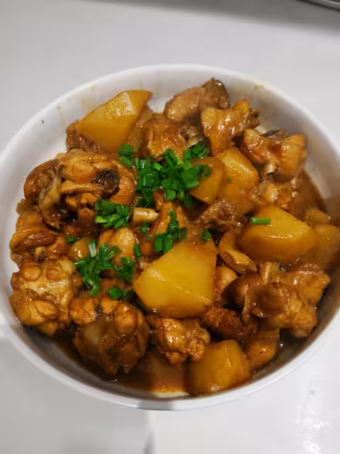 琵琶雞腿燒土豆