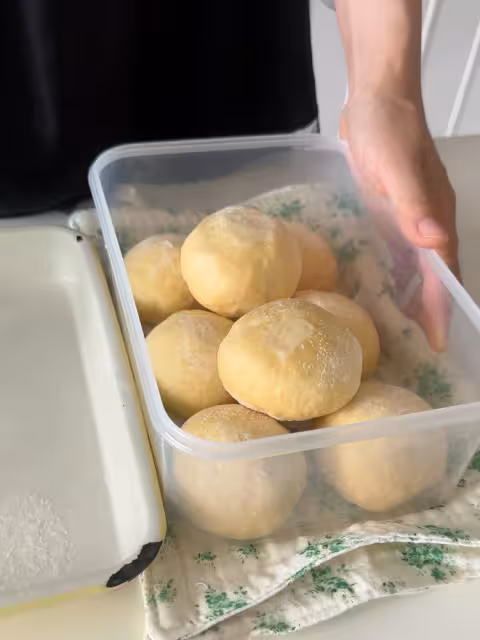 萬能預製冷凍麵糰，隨時可以烤新鮮麵包
