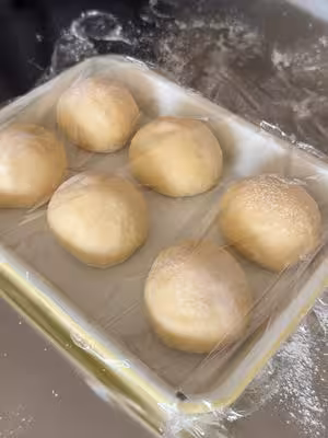 萬能預製冷凍麵糰，隨時可以烤新鮮麵包